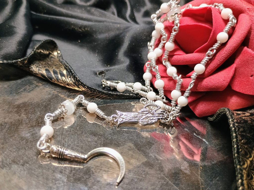 Santa Muerte Blanca Fragment